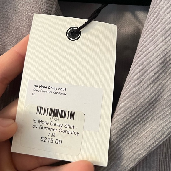 Howlin button up with tags - Picture 3 of 3